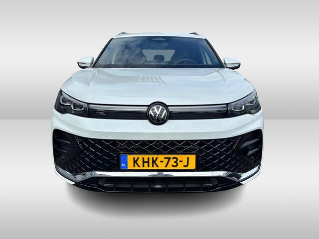 Volkswagen TIGUAN 1.5 eHybrid R-Line Edition DSG Automaat Trekhaak inklapbaar / 20" York velgen / Assistance + Comfort + Design pakket Rijdende demonstratieauto, bezichtigen op afspraak / Fabrieksgarantie tot 05-2030