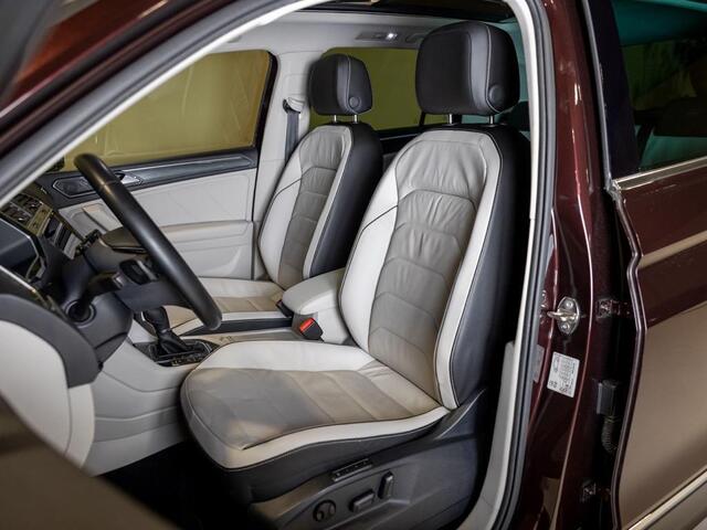 Volkswagen TIGUAN 2.0 TSI 4Motion Highline / 220pk / Panoramadak / Trekhaak / Leder