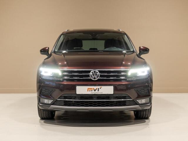 Volkswagen TIGUAN 2.0 TSI 4Motion Highline / 220pk / Panoramadak / Trekhaak / Leder