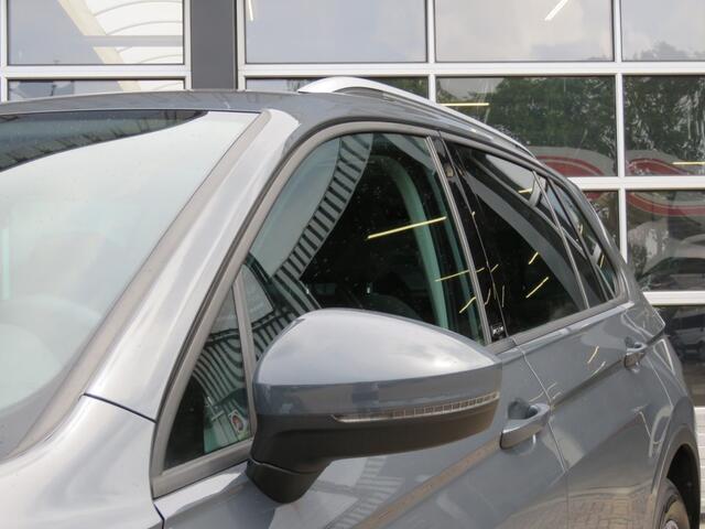 Volkswagen TIGUAN 1.4 TSI 245pk eHybrid ACTIVE / Pano / Trekhaak wegklap. / IQ Light / Camera Etc / BOVAG garantie
