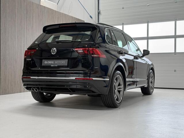 Volkswagen TIGUAN 1.5 TSI ACT Highline R Line - PANORAMADAK - VIRTUAL COCKPIT - STOELVERWARMING - LED - AUTOMAAT - ADAPTIEVE CRUISE CONTROL