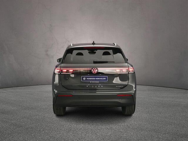 Volkswagen TIGUAN Life 1.5 TSI eHybrid 204pk DSG Automaat Trekhaak, Navigatie, Adaptive cruise control, 360 camera, Achteruitrijcamera, LED koplampen