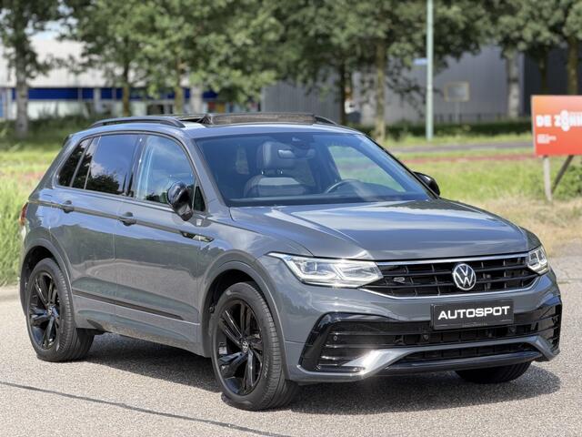 Volkswagen TIGUAN R-Line 1.5 TSI Pano IQ Light ACC Trekhaak