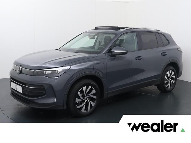 Volkswagen TIGUAN 1.5 eHybrid Life Edition | 150 PK | SoH 100 % | Trekhaak wegklapbaar | Achteruitrijcamera | Panoramadak | Stuur- & Stoelverwarming | Matrix LED |
