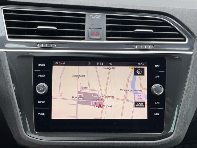 Volkswagen TIGUAN 1.5 TSI ACT Highline Business R | Navi/Adapt.Cruise/Clima/Stoelverw./Elektr.Wegklapbare TrekhaakR-Line Exterieur