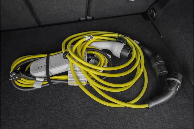 Volkswagen TIGUAN 1.4 TSI eHybrid R-Line 360° Black Pack 20" Stoel en Stuurwielverw
