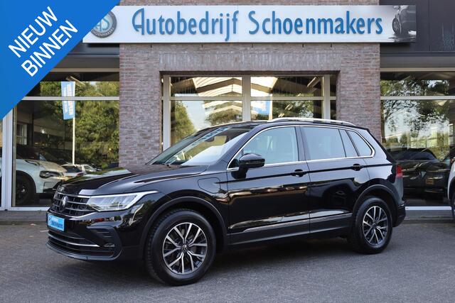 Volkswagen TIGUAN 1.4 eHybrid Life Edition TREKHAAK-ELEK. CAMERA STUUR/STOELVERWARMING ELEK.LAADKLEP SFEERVERLICHTING CARPLAY NAVI DAB ENZ!
