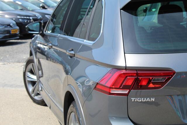 Volkswagen TIGUAN 1.4 TSI 150Pk ACT DSG-Automaat Highline Business R | Trekhaak | Digital cockpit