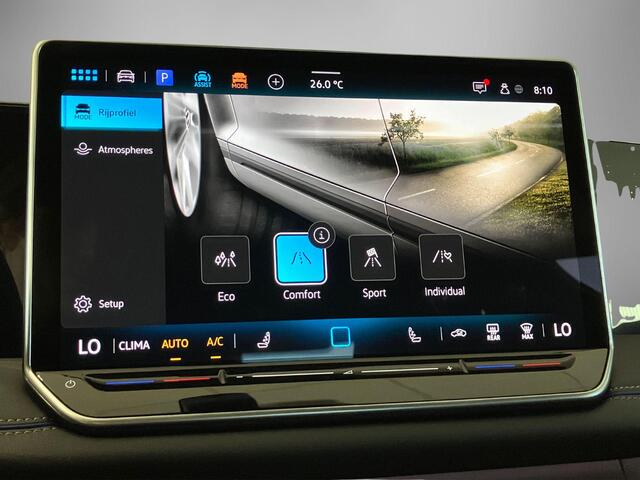 Volkswagen TIGUAN 1.5eTSI/150PK DSG R-Line Edition Panoramadak · Navigatie · Apple/Android Car Play · Garantie t/m 11-11-2030 of 100000km.