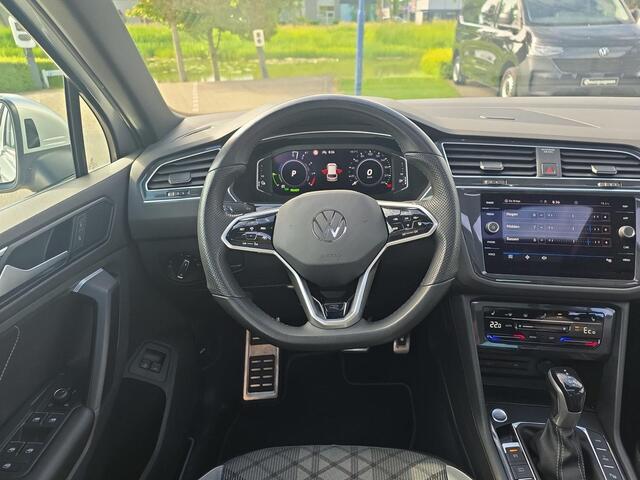 Volkswagen TIGUAN 1.4 TSI eHybrid R-Line Business+ | PHEV | Trekhaak | Pano | A.cam | Winterpakket | 245Pk | SOH 89% |
