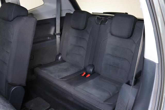 Volkswagen TIGUAN Allspace 1.5 TSI Highline R-line 7-Persoons Panoramadak, 360Camera, Virtual Cockpit, Keyless, Carplay