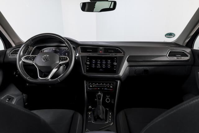 Volkswagen TIGUAN 1.5 TSI 150 PK Life Business | Trekhaak | Dig. Cockpit | Adapt. Cruise | Stuur-+stoelverw. | Camera | PDC | NAV+App. Connect | ECC | LM 19" |