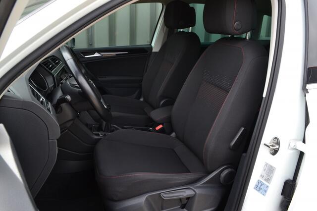 Volkswagen TIGUAN 1.4 TSI BMT Sound R-Line LED/ACC/19'' inch/Carplay