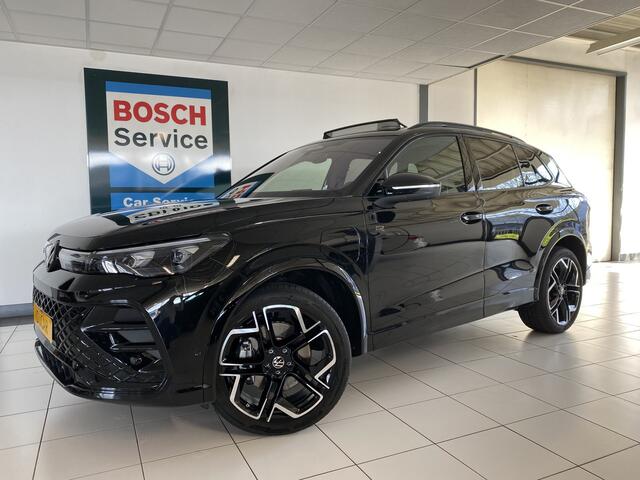 Volkswagen TIGUAN 1.5 eHybrid R-Line Edition 272 PK Full Option, Panoramadak , Headup , Dynamic Light, Trekhaak, Leer , Massage stoelen