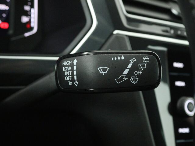 Volkswagen TIGUAN 1.5 TSI R-Line Business+