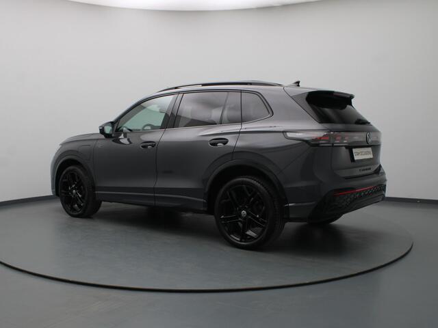 Volkswagen TIGUAN eHybrid 204pk R-Line Business Elektrisch glazen panorama-dak | Lederenbekleding