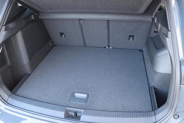 Volkswagen TIGUAN 1.5 eHybrid R-Line Business 272pk DSG6