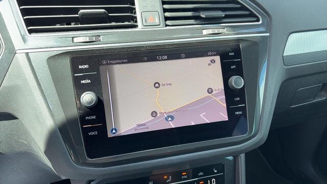 Volkswagen TIGUAN 1.5 TSI Life Business FULL LED / KEYLESS / STOELVERW / STUURVERW / CARPLAY / NAVI / CLIMA / PDC / ACC / NL-AUTO