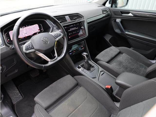 Volkswagen TIGUAN 1.4 TSI eHybrid Elegance 245PK | Virtual | Adaptive Cruise | DCC | Trekhaak | Stoel&Stuur&Achterbank Verwarmd |
