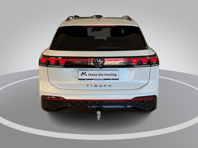 Volkswagen TIGUAN 1.5eHybrid 150kW/204PK R-Line Black Style · Leder · Harman Kardon · Panoramadak · Trekhaak · 360°Camera + Parkeersensoren · Garantie t/m 11-05-2030 of 100000km.