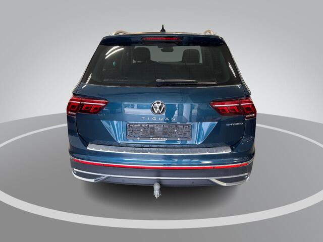 Volkswagen TIGUAN 1.4 TSI 245pk DSG eHybrid Life Business · Inklap. Trekhaak · Dodehoeksensor · Matrix LED · Stuur- & Stoelverwarming · Parkeer Assistent · ACC ·