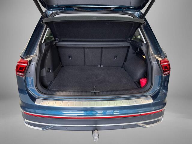 Volkswagen TIGUAN 1.4 TSI 245pk DSG eHybrid Life Business · Inklap. Trekhaak · Dodehoeksensor · Matrix LED · Stuur- & Stoelverwarming · Parkeer Assistent · ACC ·