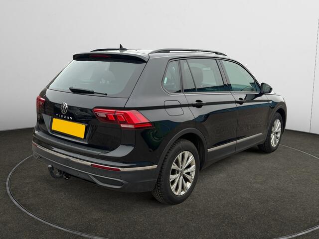 Volkswagen TIGUAN 1.5 TSI Life Business Aut- Stoelmassage, Carplay, Android Auto, Alcantara Interieur, Trekhaak