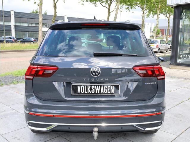 Volkswagen TIGUAN 1.4 TSI eHybrid Elegance 245PK | Virtual | Camera | Adaptive Cruise | Getint Glas | Trekhaak | Stoel&Stuurverwarming | LED |
