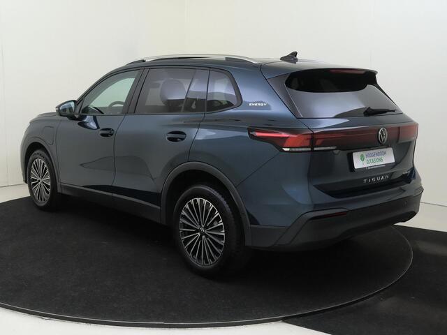 Volkswagen TIGUAN 1.5 eHybrid Life | SoH 98% | Panoramadak | Trekhaak | 360 camera | Adaptieve demping | Parkeerassistent | Dodehoek detectie | Stoel- en stuurwielverwarming |