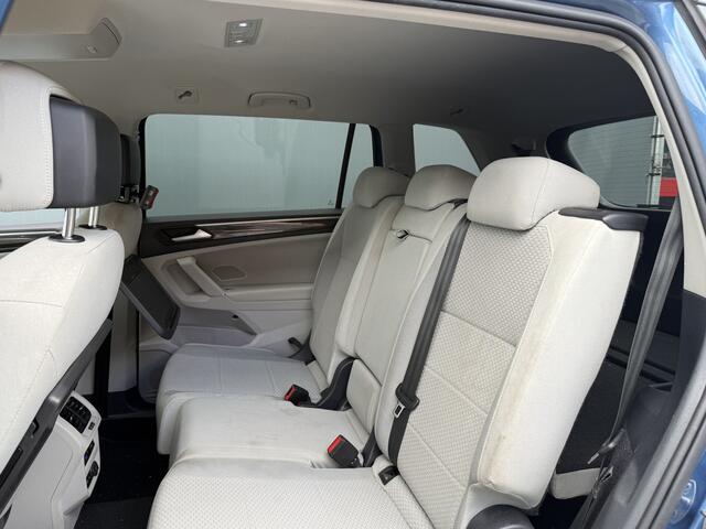 Volkswagen TIGUAN Allspace 1.5 TSI Comfortline Business 7p. AUTOMAAT NIEUW BINNEN !