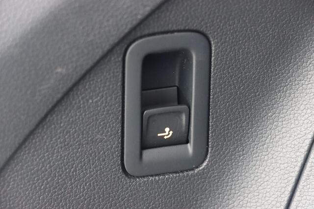 Volkswagen TIGUAN 1.4 TSI eHybrid R-Line Business+ Black Style 245pk DSG6 | SOH 90,1% |