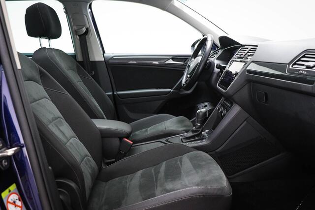 Volkswagen TIGUAN 1.4 TSI ACT Highline | EXECUTIVE / ADVANCE- PACK | PANORAMADAK | DAB | DYNAUDIO | MASSAGE | DRAADLOZE LADER | TREKHAAK | 19"