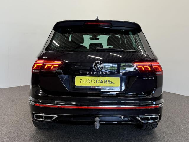 Volkswagen TIGUAN 1.4 TSI eHybrid R-Line Business+ Automaat Trekhaak Panoramadak Navigatie IQ Light Stoel en Stuurverwarming Draadloze telefoonlader Digital Cockpit Climate Control Parkeersensoren 19 Inch