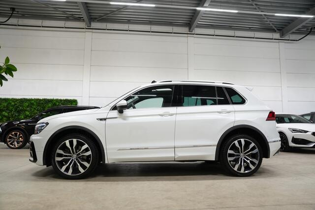 Volkswagen TIGUAN 2.0 TSI 4Motion 220PK 3x R-Line * Pano - Dynaudio - Leder - Virtual - 20" - Sfeer - ACC - Blind Spot - App *