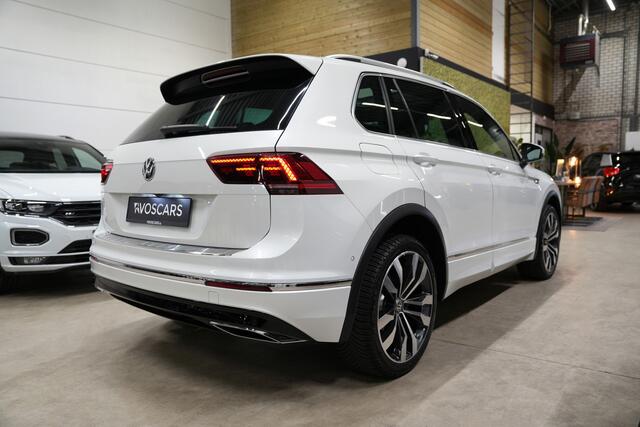 Volkswagen TIGUAN 2.0 TSI 4Motion 220PK 3x R-Line * Pano - Dynaudio - Leder - Virtual - 20" - Sfeer - ACC - Blind Spot - App *