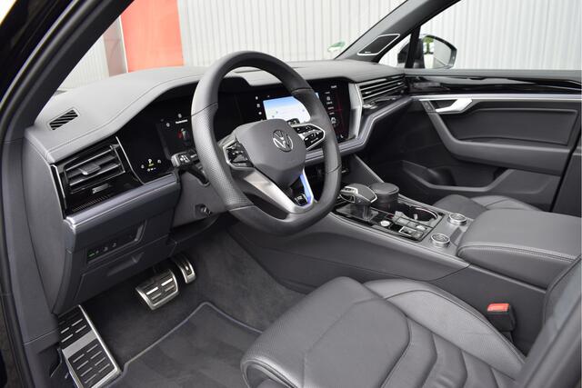 Volkswagen TOUAREG 3.0 TSi eHybrid 4MOTION R Head-up, Pano, Nachtzicht, Trekhaak, Memory/Massage, Dynaudio, Softclose