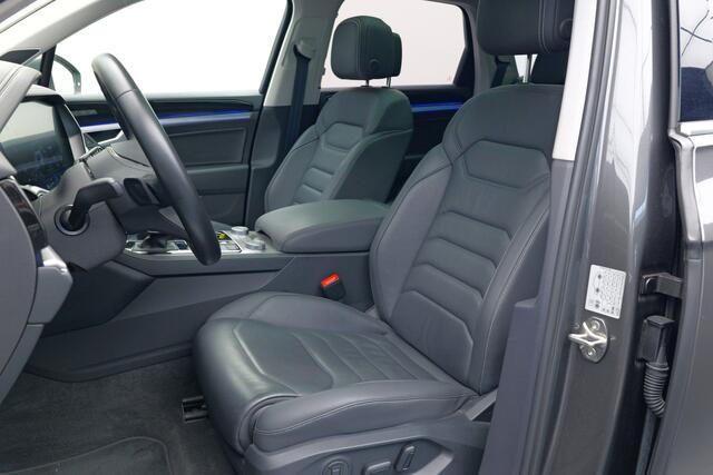 Volkswagen TOUAREG 3.0 TSi eHybrid 4MOTION | Nachtzicht | Trekhaak | Luchtvering