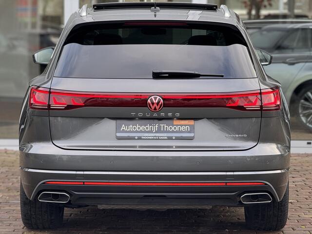 Volkswagen TOUAREG 3.0 TSi eHybrid 4MOTION Elegance | Massage | Trekhaak | Nachtzicht