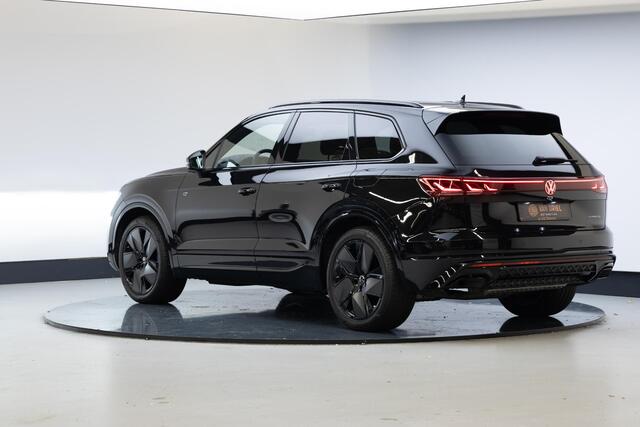 Volkswagen TOUAREG 3.0 TSi eHybrid 4MOTION R | Assistance Pakket | Trekhaak | 21 Inch |