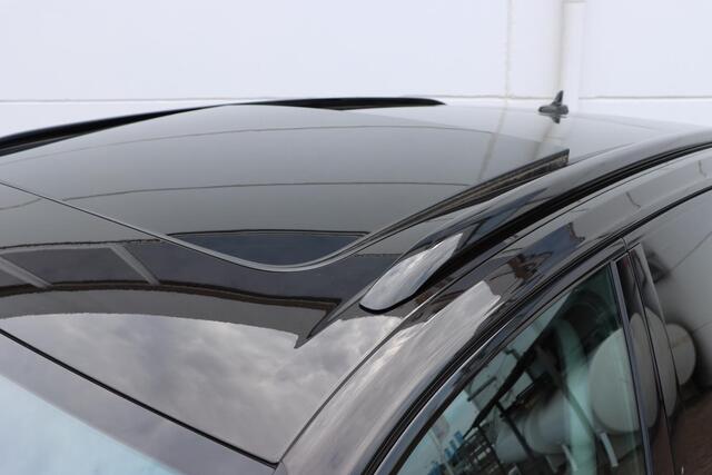 Volkswagen TOUAREG 3.0 TSI eHybrid 4Motion Elegance Black Style 380pk Tiptronic