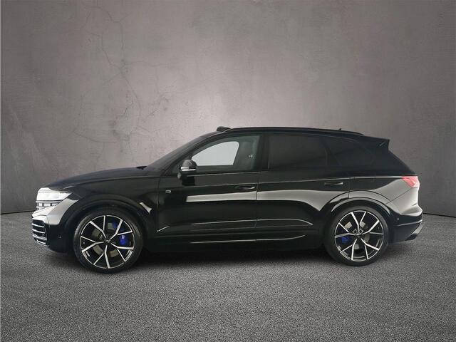 Volkswagen TOUAREG R Edition 3.0 TSI eHybrid 462pk Tiptronic Panoramadak, Luchtvering, Lederen bekleding, 360 camera, Elektrische achterklep, LED matrix koplampen