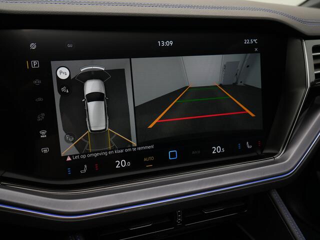 Volkswagen TOUAREG 3.0 TSi 462 pk tiptronic eHybrid 4MOTION | Panoramadak | Trekhaak | Puglia Leder | Nachtzicht | Head-Up Display | Geheugenstoelen | Dynaudio