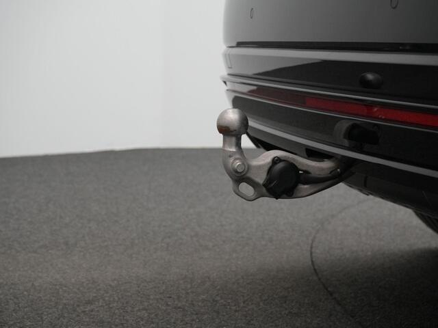 Volkswagen TOUAREG R 3.0 TSi 462 pk tiptronic eHybrid 4MOTION | Panoramadak | Trekhaak | Puglia leder | Head-up display | Stoelventilatie | Geheugenstoel