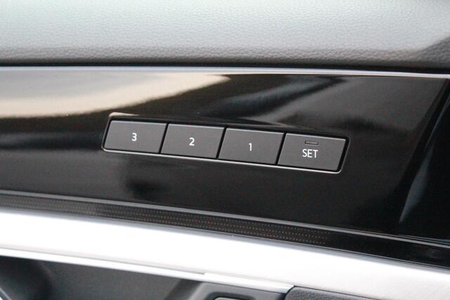 Volkswagen TOUAREG 3.0 TSi eHybrid 4MOTION | Pano | Trekhaak | Memory |