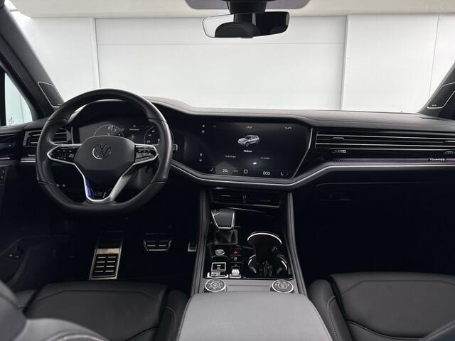 Volkswagen TOUAREG 3.0 TSi eHybrid 4M 462 PK R | Panoramadak | Luchtvering | Trekhaak