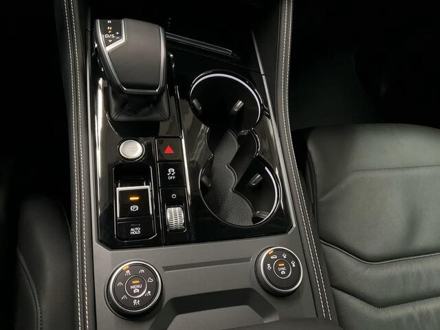 Volkswagen TOUAREG 3.0 TDI Elegance Grijs Kenteken ACC Luchtvering Comfortstoelen Trekhaak