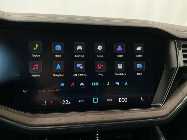 Volkswagen TOUAREG 3.0 TDI Elegance Grijs Kenteken ACC Luchtvering Comfortstoelen Trekhaak