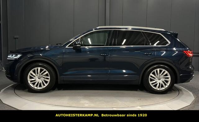 Volkswagen TOUAREG 3.0 TDI Elegance Grijs Kenteken ACC Luchtvering Comfortstoelen Trekhaak