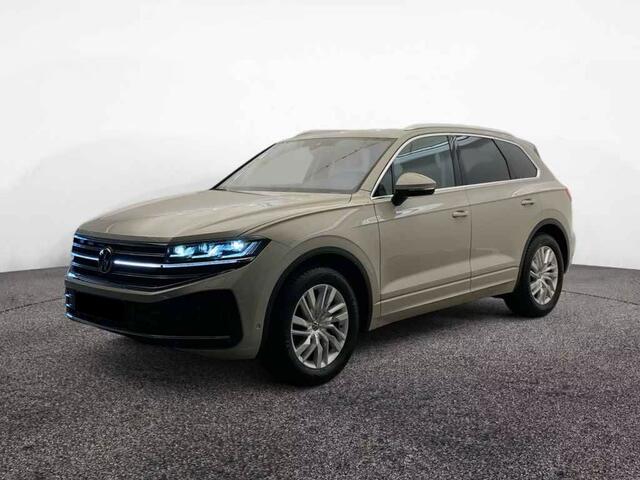 Volkswagen TOUAREG 3.0 TDI Elegance Grijs Kenteken ACC Luchtvering Comfortstoelen Trekhaak