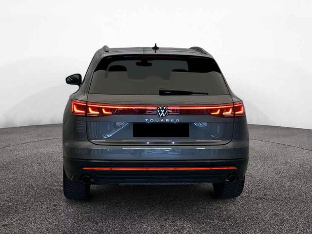 Volkswagen TOUAREG 3.0 TDI Grijs Kenteken ACC Luchtvering Comfortstoelen Trekhaak